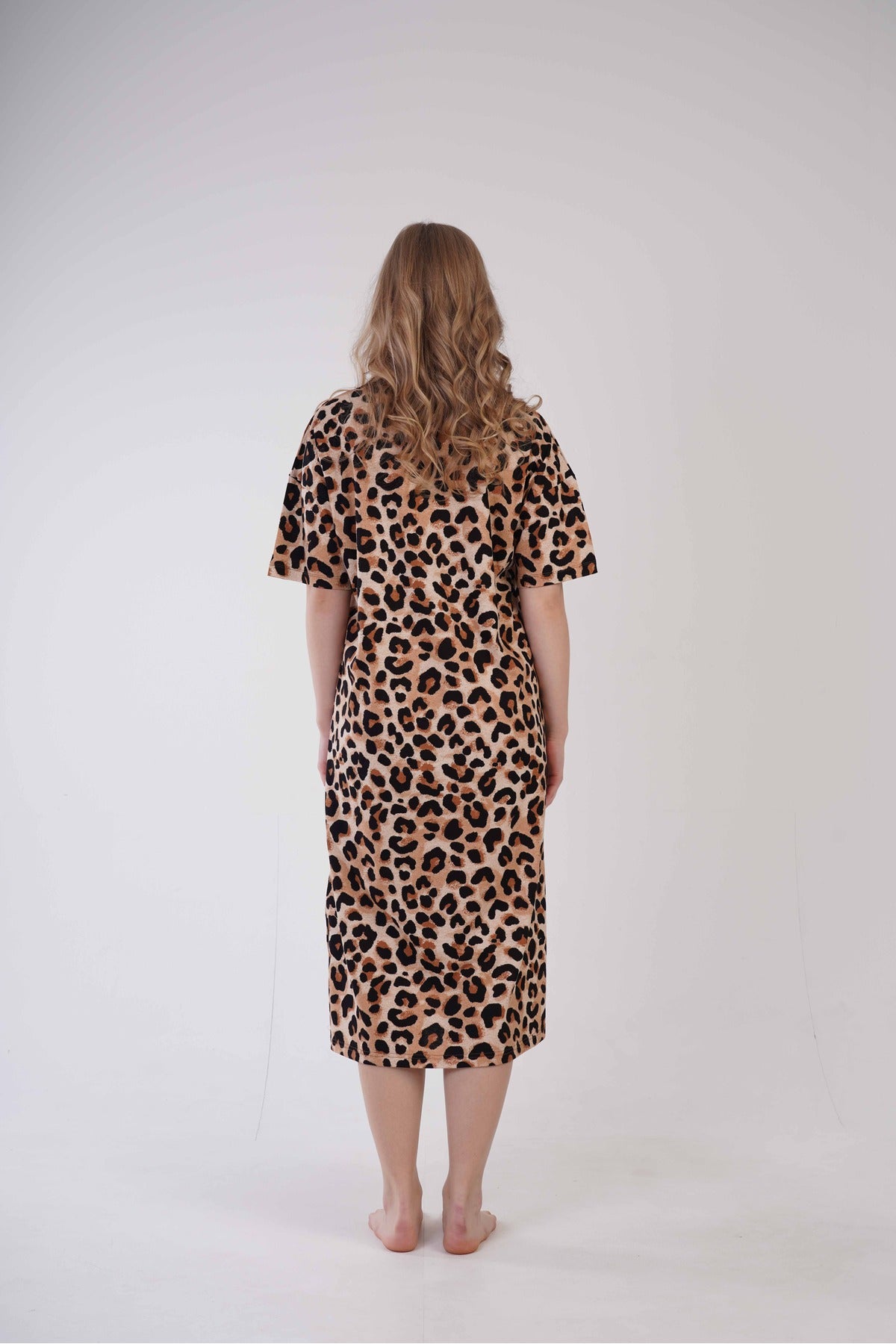 Woman Leopard Supreme Short Sleeve O Neck Vent Detail Drop Shoulder Tunic