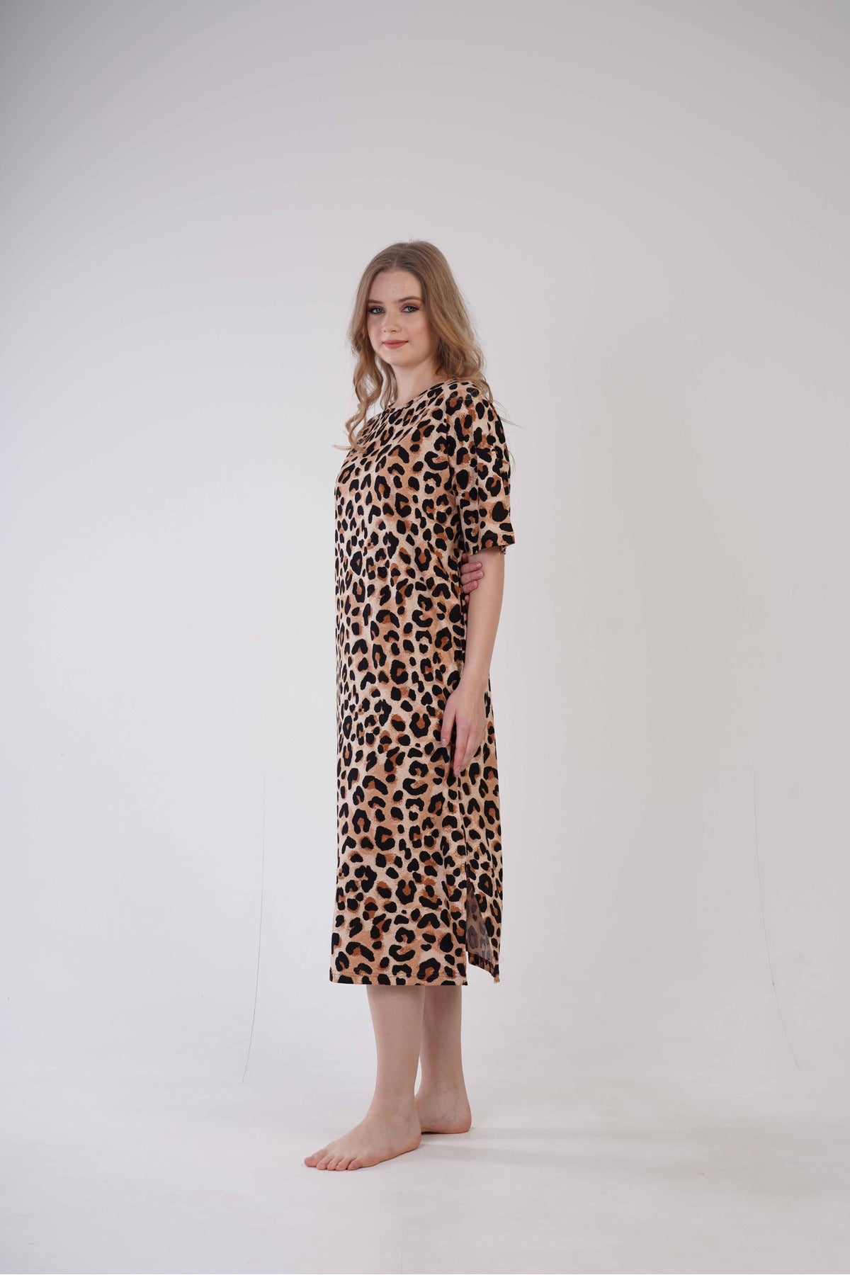 Woman Leopard Supreme Short Sleeve O Neck Vent Detail Drop Shoulder Tunic