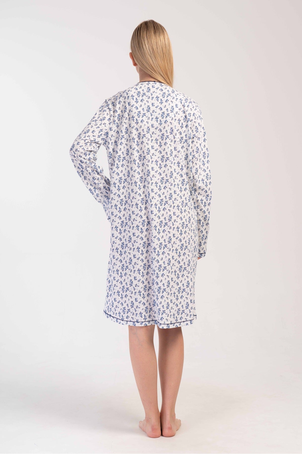 Woman Ane Supreme Buttoned V Neck Long Sleeve Tunic