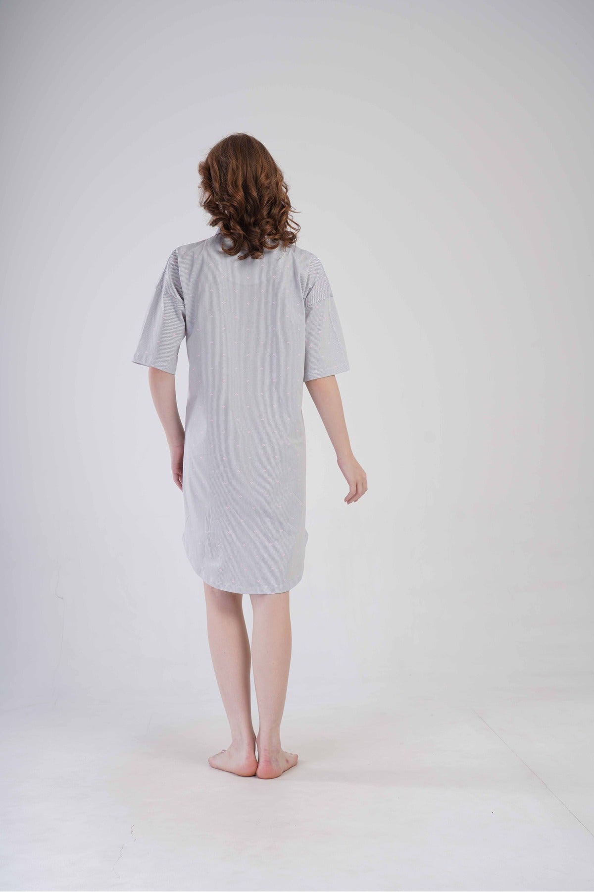 Woman Supreme Vesa Short Sleeve Drop Shoulder Buttoned Shirt Tunic